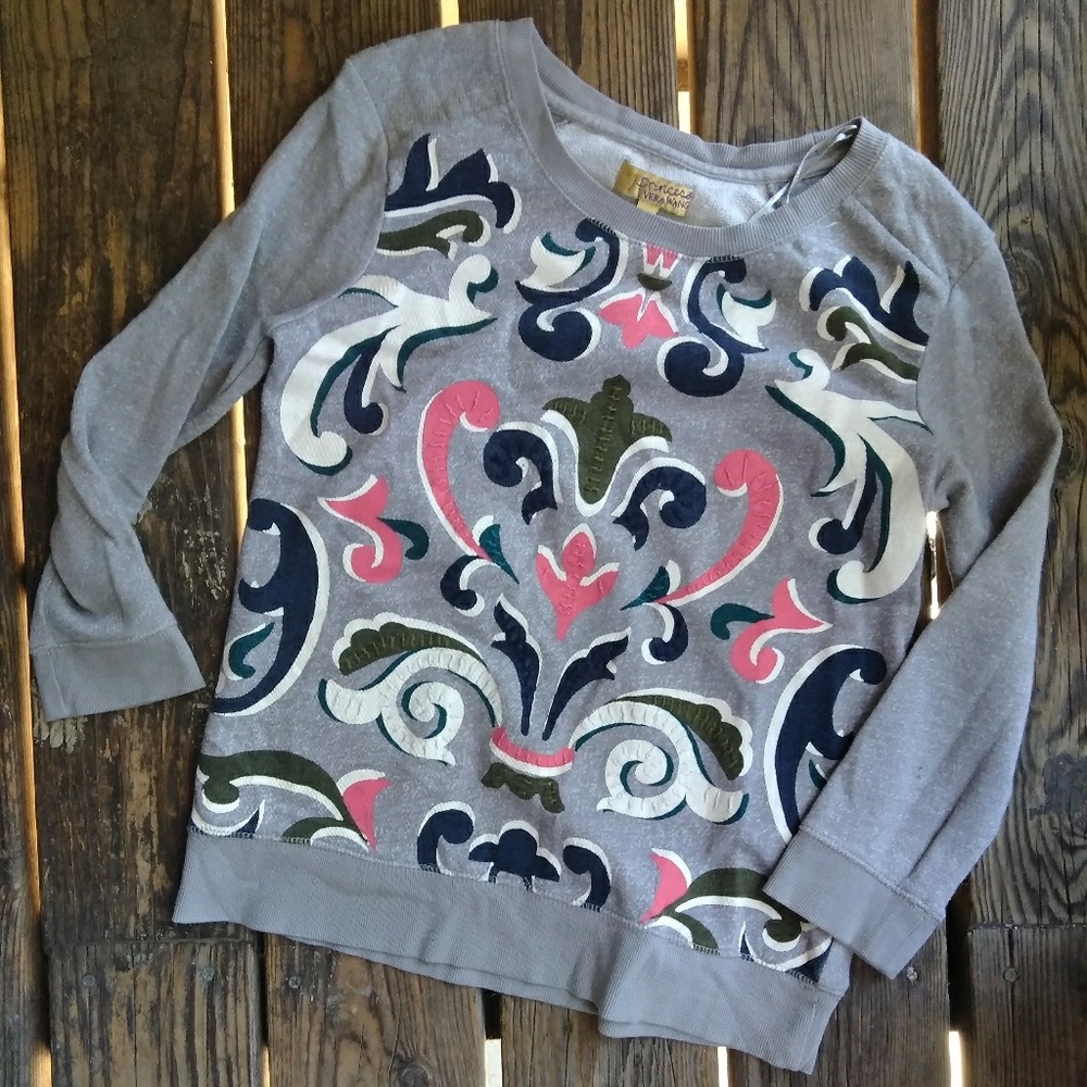 Princess Vera Wang Sweater Top